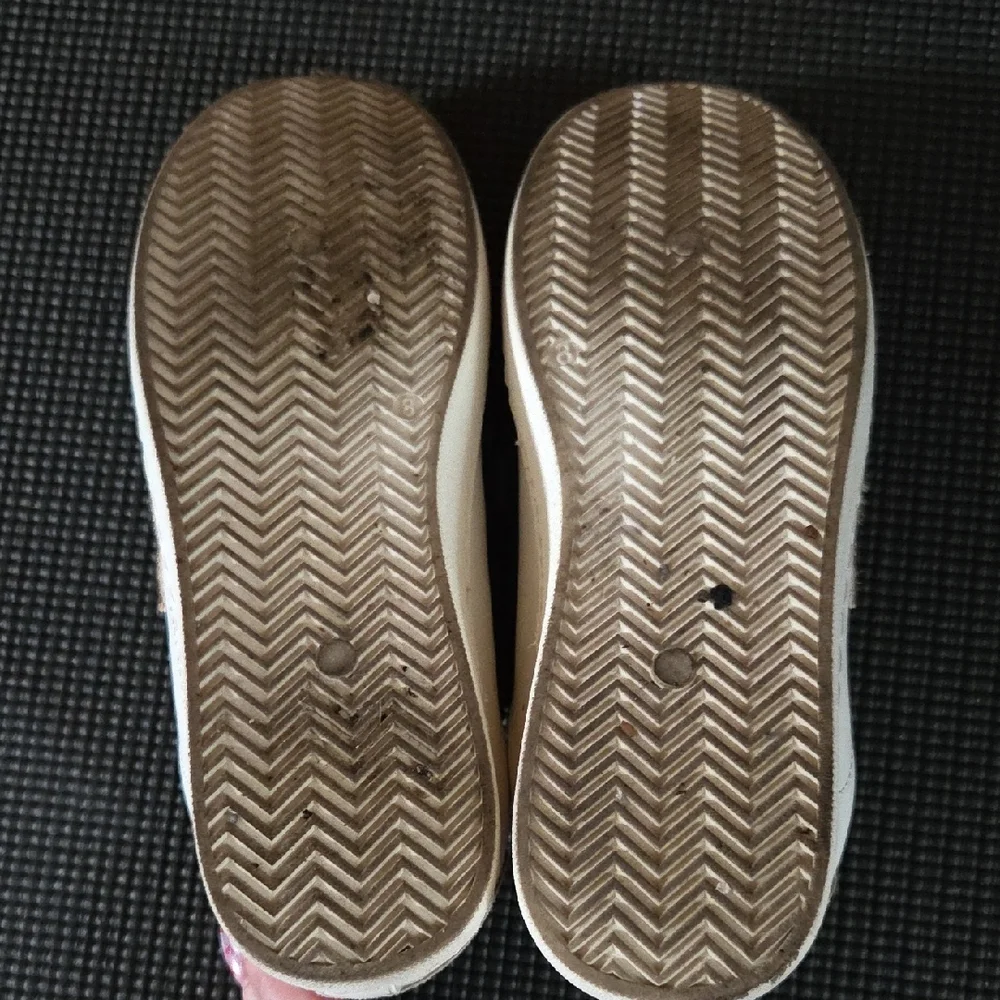 Vintage Havana Women's White and Brown Star Sneakers - Picture 9 of 10